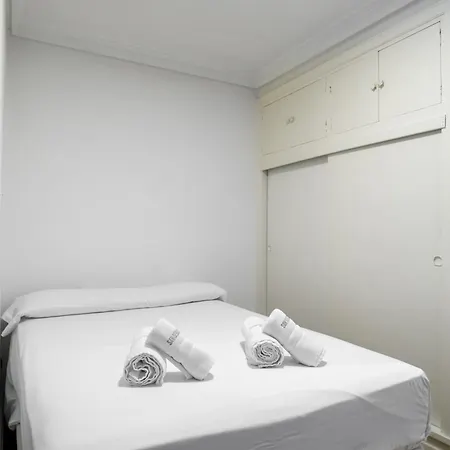 Izpizua Aparment 公寓